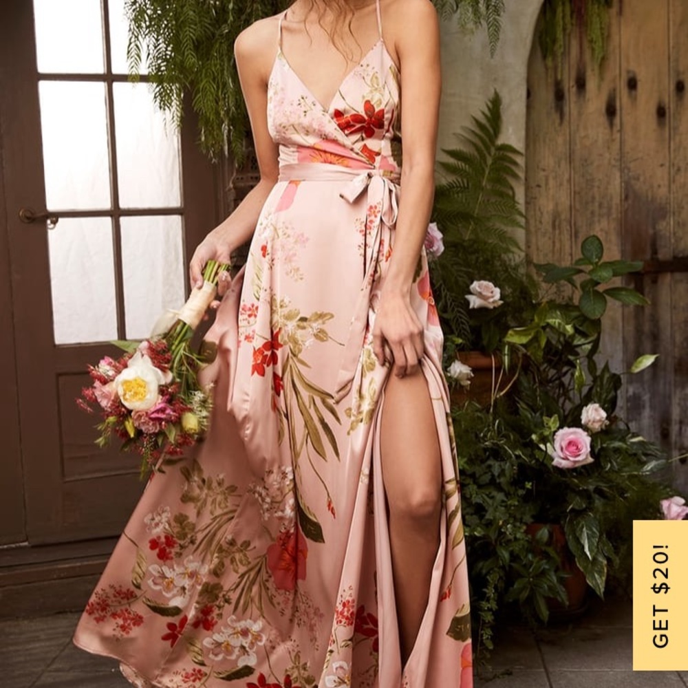 Lulus’ blush floral semi-formal maxi dress